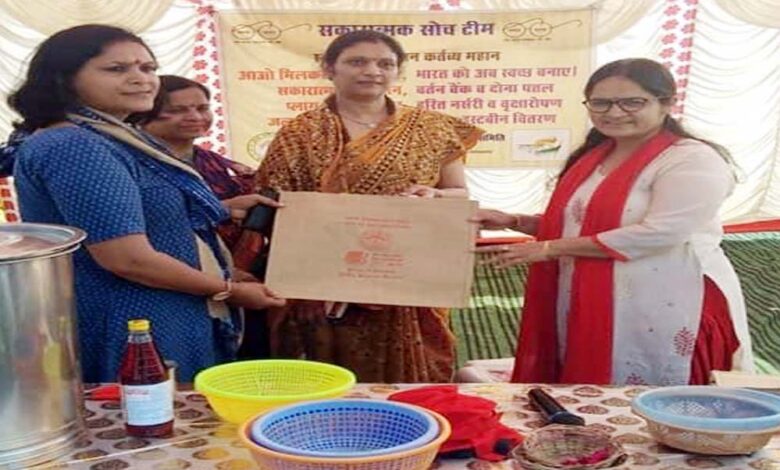 प्रधानमंत्री मोदी ने ‘सकारात्मक सोच’ महिला समूह की पहल को प्रशंसनीय बताया