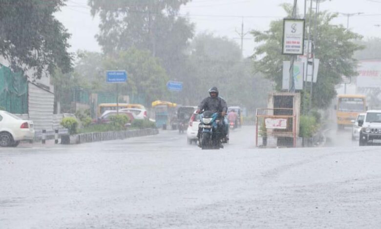 MP में बारिश का स्ट्रॉन्ग सिस्टम एक्टिव, सुबह से भोपाल में बारिश जारी, ग्वालियर में स्कूलों में अवकाश घोषित