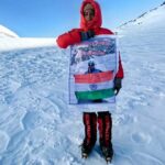 यूरोप-की-सबसे-ऊंची-चोटी-माउंट-एल्ब्रस-पर-लहराया-तिरंगा,-मैहर-की-अंजना-ने-रचा-इतिहास