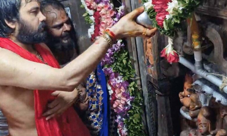 उज्जैन में नागचंद्रेश्वर के दर्शन को उमड़ा आस्था का सैलाब, 90 हजार श्रद्धालुओं ने लगाए दर्शन