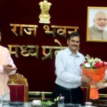 राज्यपाल-के-अपर-मुख्य-सचिव-गुप्ता-को-विदाई,-प्रमुख-सचिव-डॉ.-कोठारी-का-हुआ-स्वागत