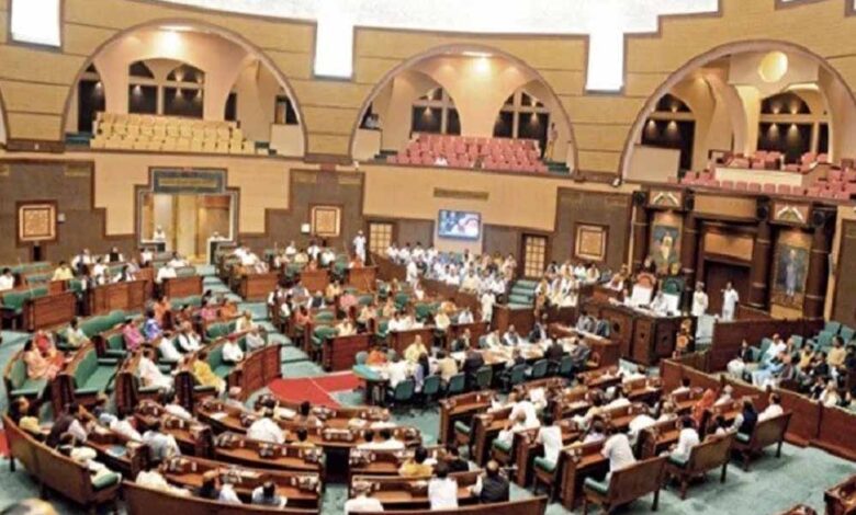 मध्यप्रदेश में महिलाओं को नाइट शिफ्ट की मंजूरी, विधानसभा में श्रम संशोधन विधेयक 2025 पारित