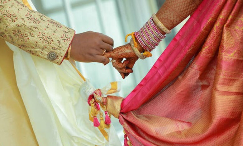 दुल्हन ने मंडप में कहा ‘या अल्लाह’, ब्राह्मण बताकर कराई थी शादी – हैरान रह गए घरवाले