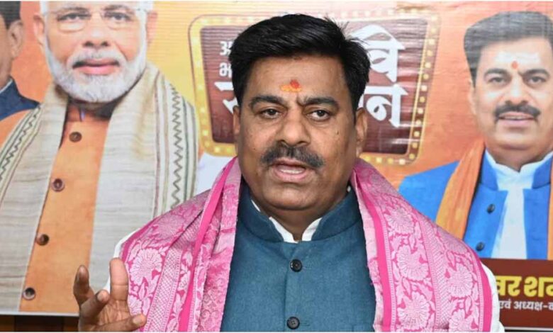 बीजेपी नेता का आरोप: कांग्रेस ने गढ़ी ‘हिंदू आतंकवाद’ की थ्योरी, साध्वी बोलीं- जीवन तबाह कर दिया