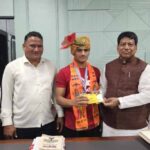 कुश्ती-में-गोल्ड-जीतने-वाले-पृथ्वीराजसिंह-का-भव्य-स्वागत,-विधायक-ने-दी-5100-की-सम्मान-राशि