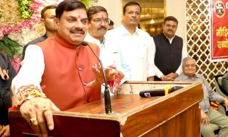 मुख्यमंत्री डॉ. यादव ने पत्रकारों के मेधावी बच्चों का किया सम्मान