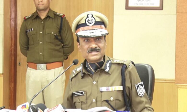 डीजीपी का अलर्ट मोड: धर्म के नाम पर शोषण बर्दाश्त नहीं, मजनुओं और ड्रग माफियाओं पर चलेगा बुलडोजर