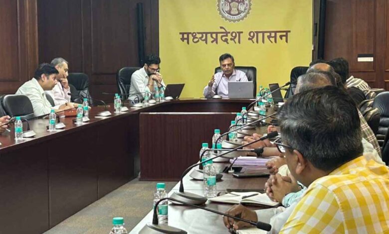 दिल्ली-में-मप्र.-के-सरकारी-भवनों-के-सोलराइजेशन-के-लिए-हुई-प्री-बिड-मीटिंग