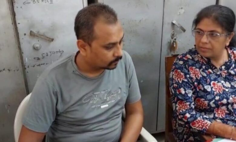 जबलपुर-हाउसिंग-बोर्ड-के-बाबू-रिश्वत-लेते-गिरफ्तार,-मकान-नामांतरण-के-लिए-मांगे-₹50-हजार