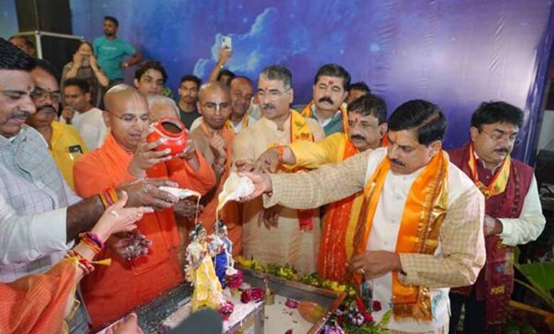 घर-घर-गोकुल,-घर-घर-गोपाल,-जहां-जहां-श्रीकृष्ण-के-चरण-पड़े,-उन-स्थलों-को-विकसित-कर-रहे-हैं-तीर्थ-के-रूप-में-:-मुख्यमंत्री-डॉ.-यादव
