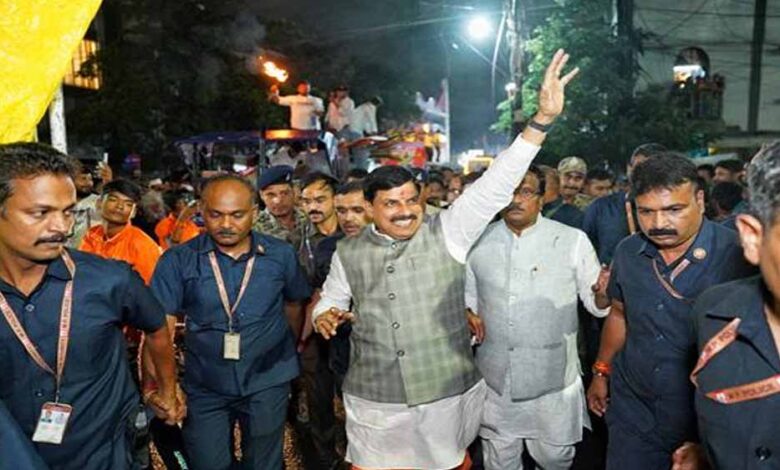 मुख्यमंत्री-डॉ.-यादव-बैरवा-समाज-के-फूल-ङोल-चल-समारोह-में-सम्मिलित-हुए