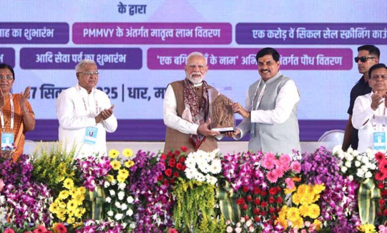 गरीब-के-चेहरे-पर-मुस्कान-लाना-ही-मेरी-पूजा,-मेरा-प्रण-:-प्रधानमंत्री-मोदी