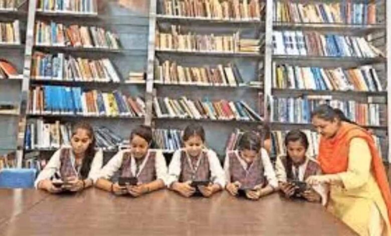 स्कूल-शिक्षा-विभाग-के-पुस्तकालयों-से-अधिक-से-अधिक-नागरिकों-को-जोड़ें