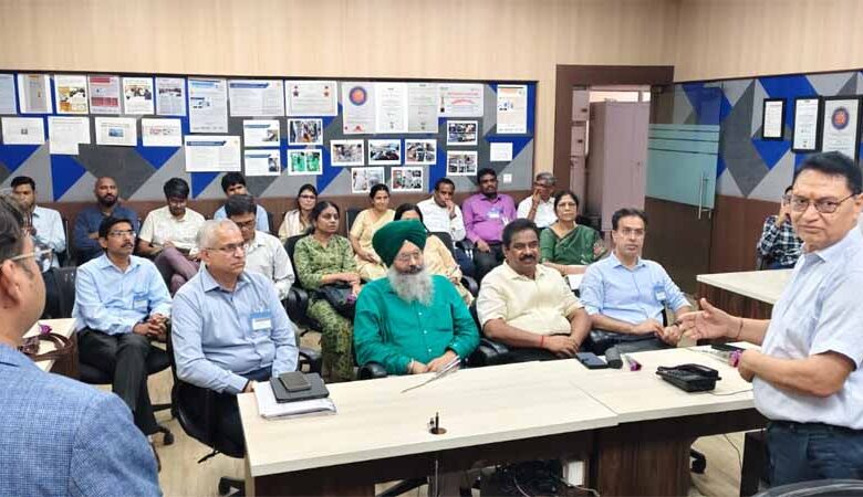 8-राज्यों-के-इंजीनियर्स-ने-इंदौर-आकर-समझीं-स्मार्ट-मीटरिंग-की-खूबियां