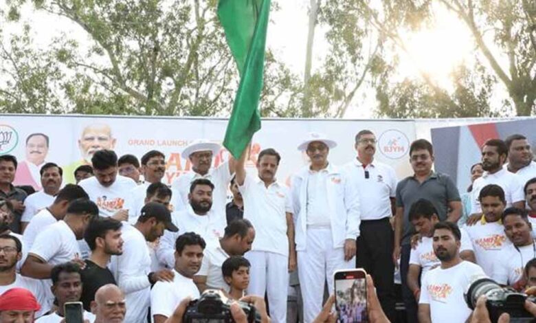 नशे-से-दूर-रहते-हुए-स्वस्थ-एवं-तनाव-मुक्त-जीवन-जीने-का-संकल्प-ले-:-उप-मुख्यमंत्री-शुक्ल