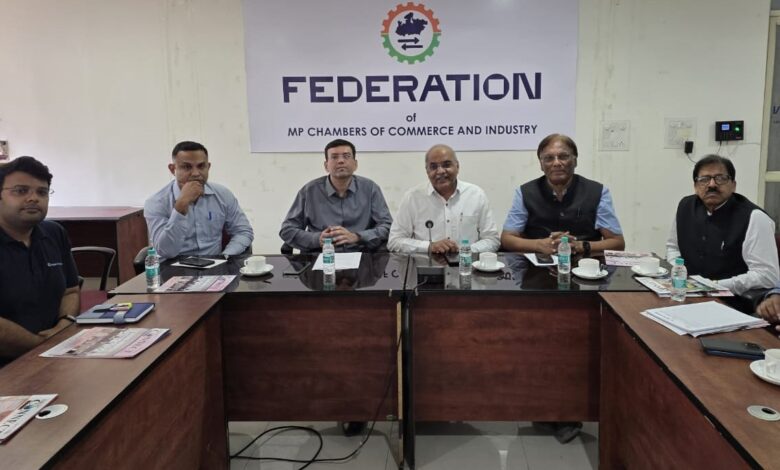 फार्मा-एमएसएमई-अस्तित्व-संकट-में-:-2026-से-लागू-कठोर-मानकों-पर-भड़की-दवा-निर्माता-कंपनियाँ,-30-से-अधिक-एसोसिएशन-एकजुट