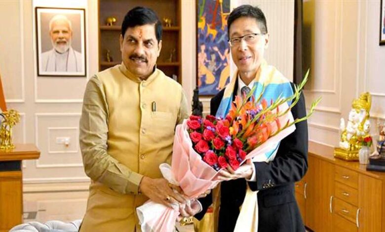 मुख्यमंत्री-डॉ.-यादव:-मध्यप्रदेश-और-सिंगापुर-ग्रीन-टेक्नोलॉजी-व-स्मार्ट-सिटी-सॉल्युशन्स-में-बढ़ाएंगे-सहयोग