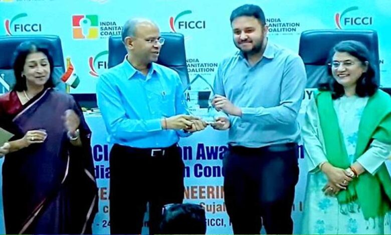 छिंदवाड़ा-ने-स्वच्छता-में-रचा-इतिहास,-फिक्की-राष्ट्रीय-पुरस्कार-से-हुआ-सम्मानित