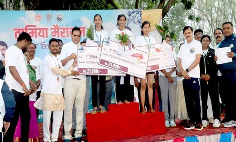 तामिया-की-घाटियों-में-दौड़े-9-राज्यों-और-20-जिलों-के-धावक