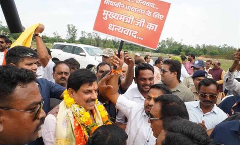 मुख्यमंत्री-डॉ.-यादव-का-किसानों-ने-भावांतर-योजना-शुरू-करने-पर-किया-आत्मीय-स्वागत