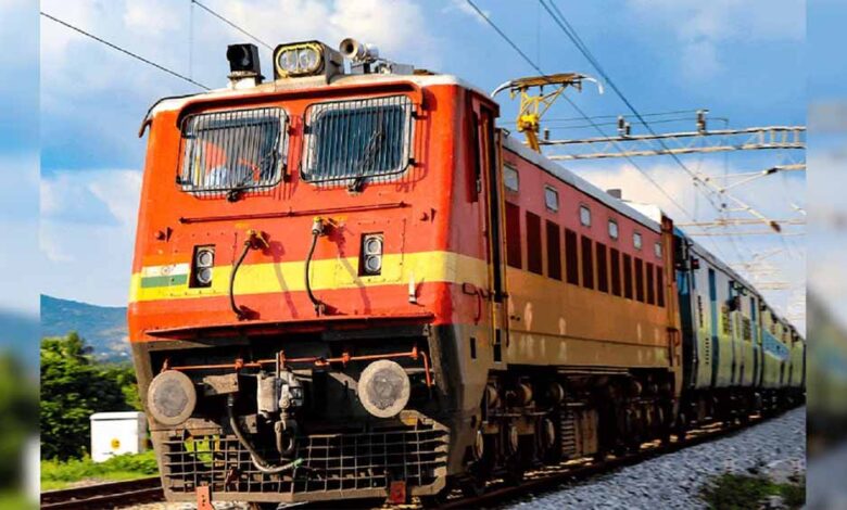 त्योहार-स्पेशल:-रेलवे-चलाएगा-3-राज्यों-में-8-ट्रेनें,-जानें-पूरी-टाइमिंग-और-रूट