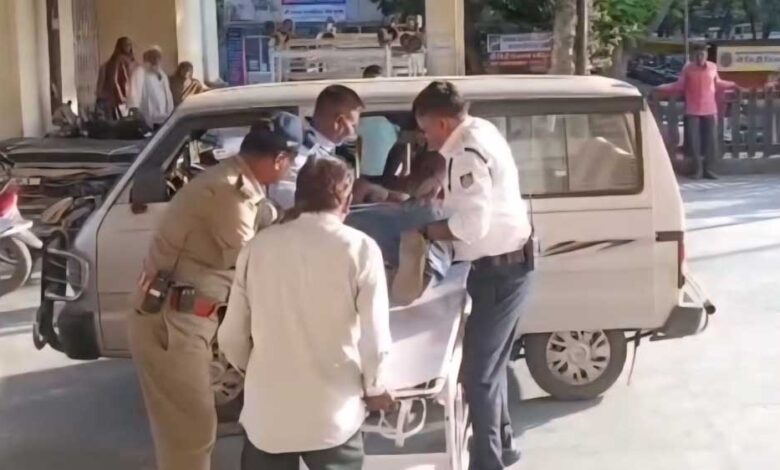 इंदौर-की-यातायात-पुलिस-ट्रैफिक-ही-नहीं-संभालती,-लोगों-की-जान-भी-बचाती-है…