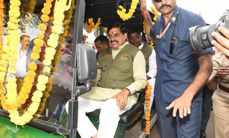 देश-के-आदर्श-उदाहरण-होंगे-राष्ट्रीय-उद्यानों-के-पास-वन्य-जीवों-के-लिए-बनने-वाले-जू-एंड-रेस्क्यू-सेंटर-:-मुख्यमंत्री-डॉ.-यादव