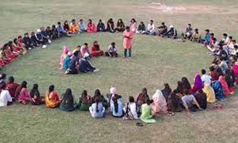 गांधी-सेवा-आश्रम-बना-रोजगार-का-मंच,-चंबल-से-उत्तराखंड-असम-तक-1278-परिवारों-को-मिली-रोज़ी