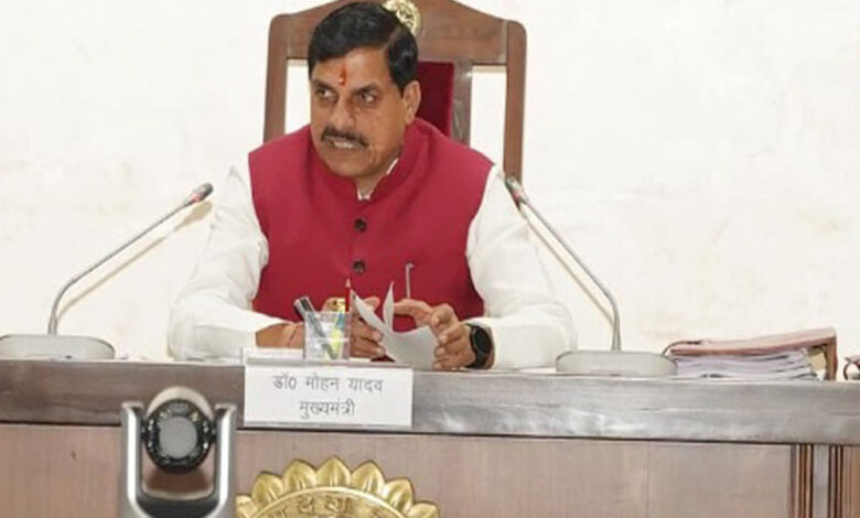 सिवनी-लूट-मामले-में-11-पुलिस-अधिकारी-कर्मचारियों-के-विरूद्ध-दर्ज-हुई-एफआईआर