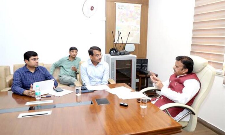 उप-मुख्यमंत्री-शुक्ल-ने-स्वास्थ्य-विभाग-में-भर्ती-प्रक्रिया-और-अधोसंरचना-विकास-कार्यों-की-वृहद-समीक्षा-की