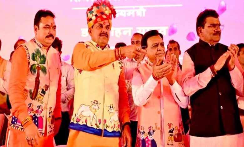 21-लाख-युवाओं-को-रोजगार-से-जोड़ा-गया:-मुख्यमंत्री-डॉ.-यादव