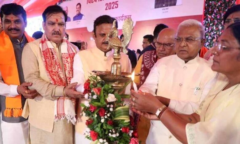 सिकल सेल उन्मूलन में जन, जनप्रतिनिधि मिलकर करें प्रयास : राज्यपाल पटेल