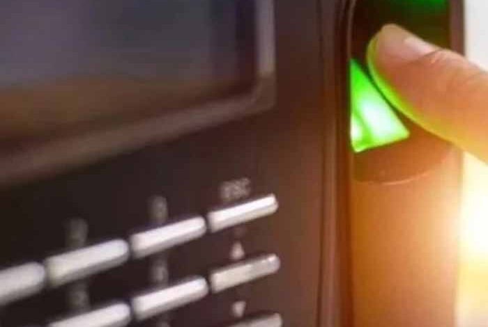 ‘सार्थक’ में बड़ा फर्जीवाड़ा! 600 किमी दूर से डॉक्टर लगाते रहे हाजिरी, फेस बदलकर किया सिस्टम से खेल