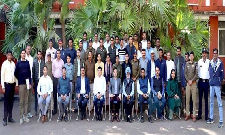 यातायात पुलिस का रोड सेफ्टी 4E’s आधारित दो दिवसीय रिफ्रेशर कोर्स संपन्न