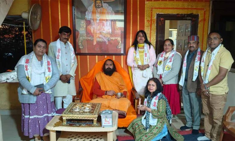 संस्कार और सेवा का संगम: लालघाटी गुरुकुल में बच्चों के श्लोक-पाठ व संध्या आरती ने किया सभी को भाव-विभोर