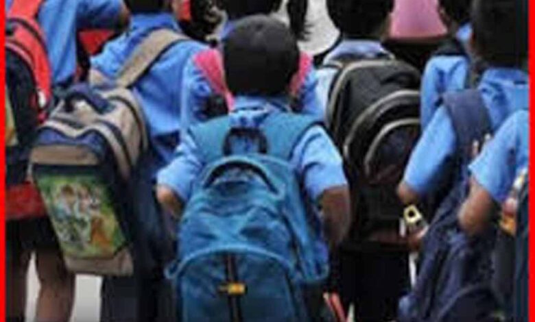 ग्वालियर शिक्षा विभाग का डिजिटल मायाजाल: डेटा में 67 हजार छात्रों का फासला, 34 हजार बच्चे हुए ‘लापता’