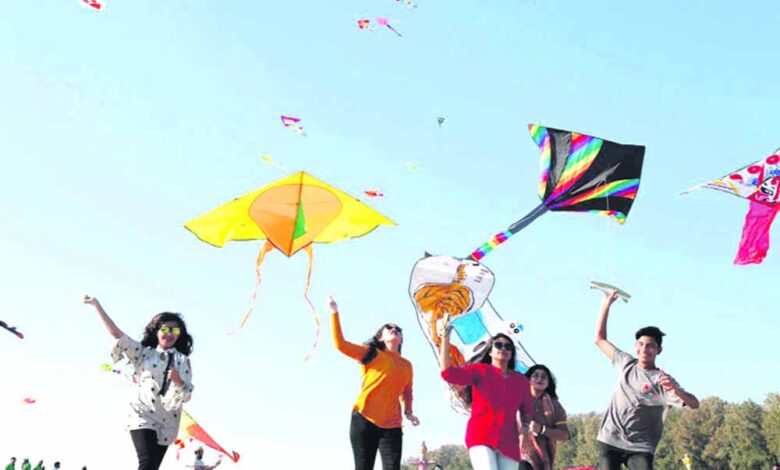 बड़वानी में पतंगबाजी बना बवाल की वजह, दो समुदायों में भिड़ंत, जमकर पथराव