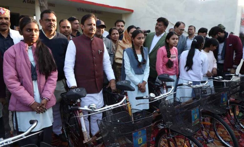 देश को ऊंचाई पर बनाए रखने का कार्य नई पीढ़ी करेगी : उप मुख्यमंत्री शुक्ल