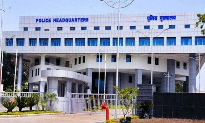 पुलिस मुख्यालय परिवार द्वारा चार सेवानिवृत्त कर्मचारियों को भावभीनी विदाई