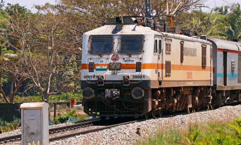 माघ मेला-2026: प्रयाग स्टेशन पर कुछ ट्रेनों का अस्थायी ठहराव, रतलाम सेक्शन की ट्रेनें भी रुकेंगी