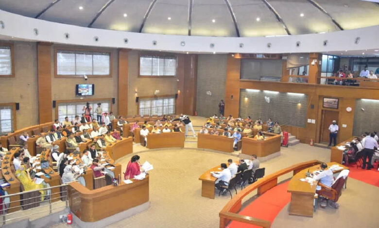 भोपाल में 829 कॉलोनियों में व्यक्तिगत पानी कनेक्शन, 75 हजार घरों में स्मार्ट मीटर; मैरिज रजिस्ट्रेशन शुल्क घटाकर 130 रुपए