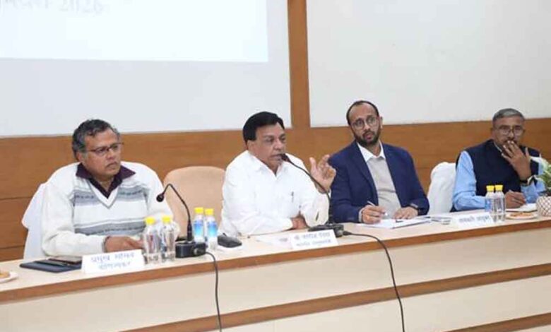 आबकारी नीति 2026-27 पर मंथन: अवैध शराब पर सख्ती, 18 हजार करोड़ राजस्व लक्ष्य प्राप्ति के निर्देश