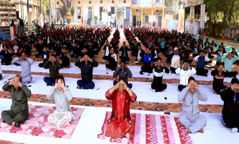 योग से ही सशक्त होगा युवा भारत : मंत्री सुश्री भूरिया