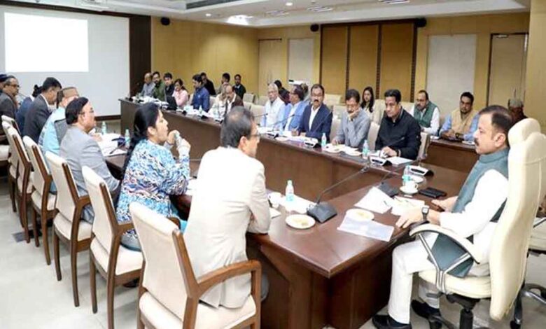 स्कूलों के सभी निर्माण कार्य समय-सीमा में हों पूरे : मंत्री सिंह