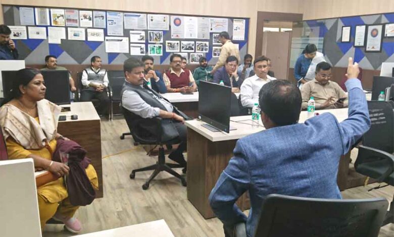 छः राज्यों के अफसरों ने इंदौर में देखी स्मार्ट मीटरिंग