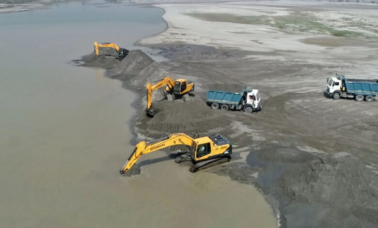 चंबल-से-अरावली-तक-खनन-माफिया-का-आतंक,-राजस्थान-और-एमपी-में-कानून-बेबस,-लोग-डर-के-साये-में