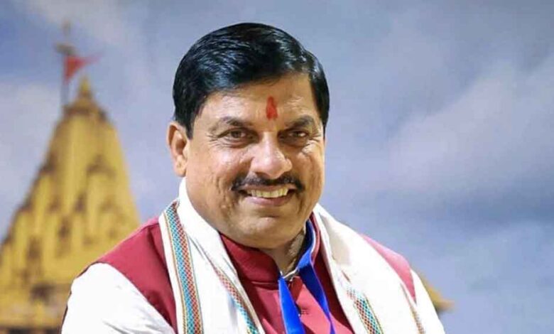 मुख्यमंत्री डॉ. यादव ने डिंडौरी जिला प्रशासन को दी बधाई