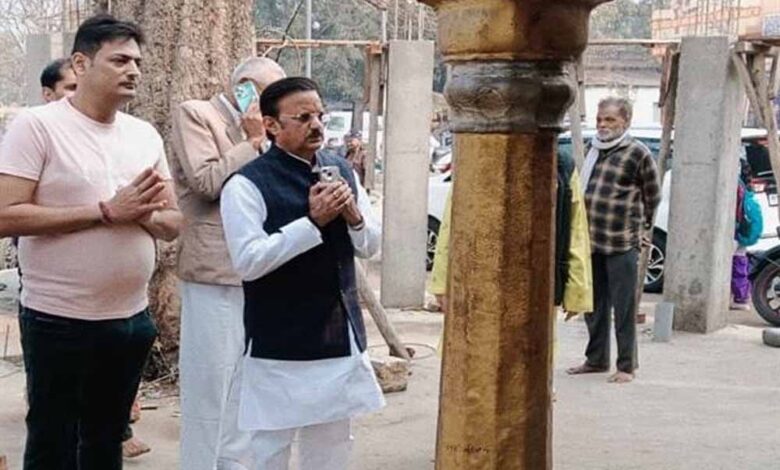 मनकामेश्वर मंदिर सौंदर्यीकरण कार्य का उप मुख्यमंत्री शुक्ल ने किया निरीक्षण